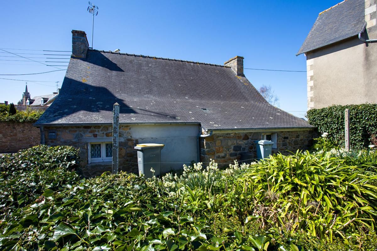 PLEUBIAN Maison Pleubian 4 pièce(s) 64 m2 4