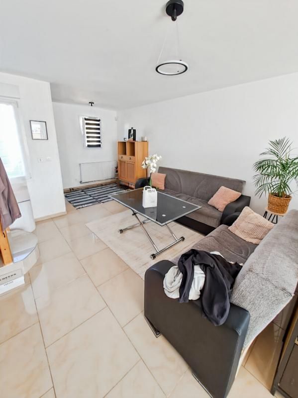 CHALONS-EN-CHAMPAGNE Maison Chalons En Champagne 5 pièce(s) 112.60 m2 3