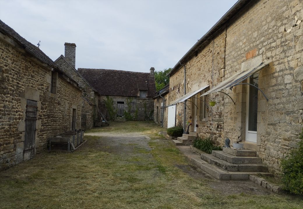 ALENCON Maison Alencon 6 pièce(s) 200 m2 4