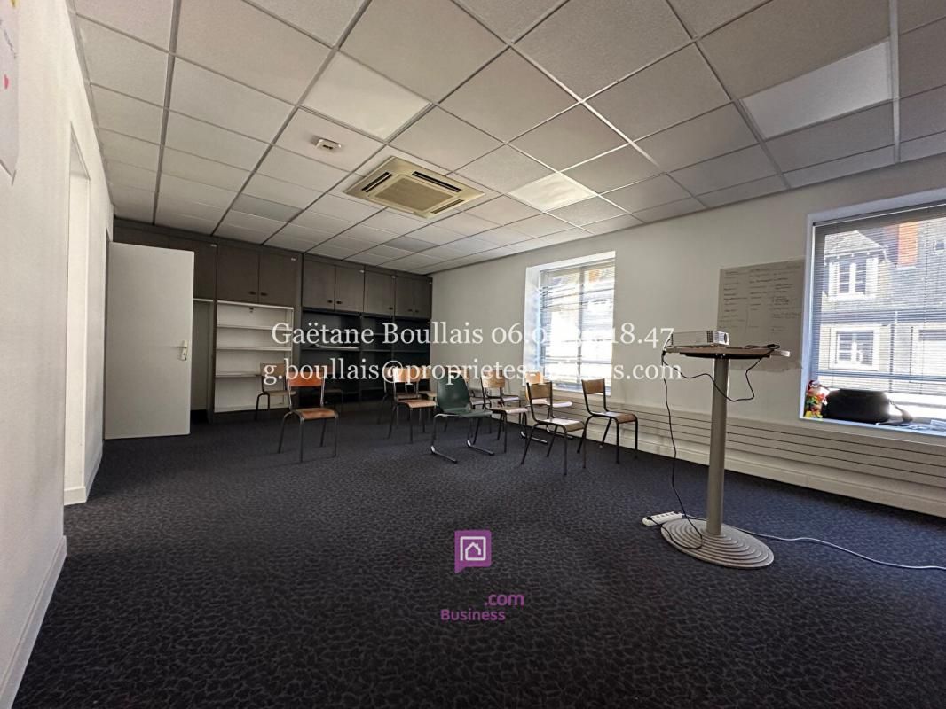 LISIEUX 14100 LISIEUX - Immeuble de bureaux 560 m2 - 699.600 4