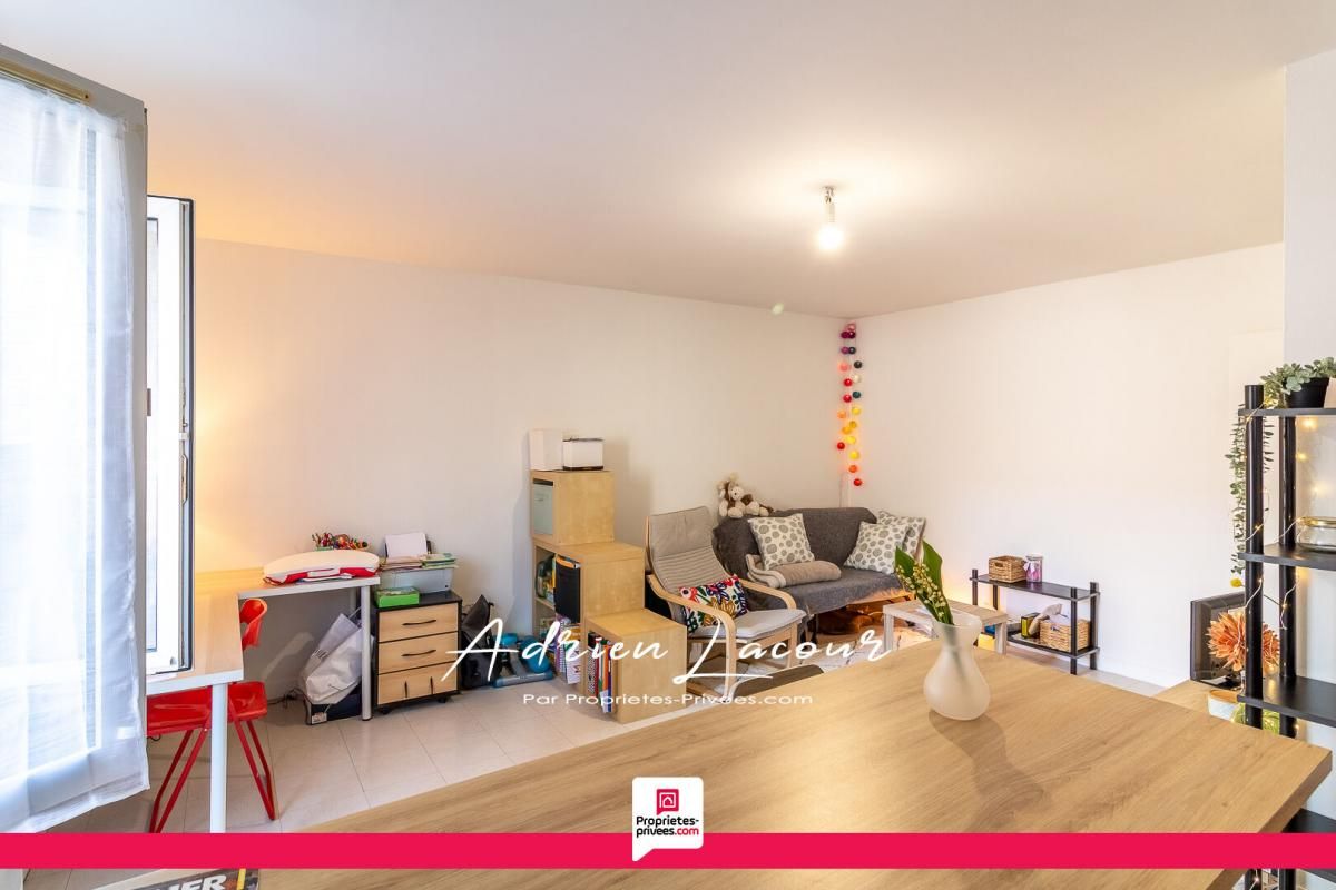 ROMORANTIN-LANTHENAY Appartement Romorantin Lanthenay 2 pièce(s) 42.10 m2 4