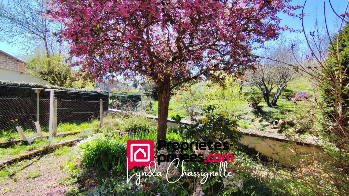 SAINT-VICTOR-SUR-RHINS Maison de village - Jardin - 115m² 4