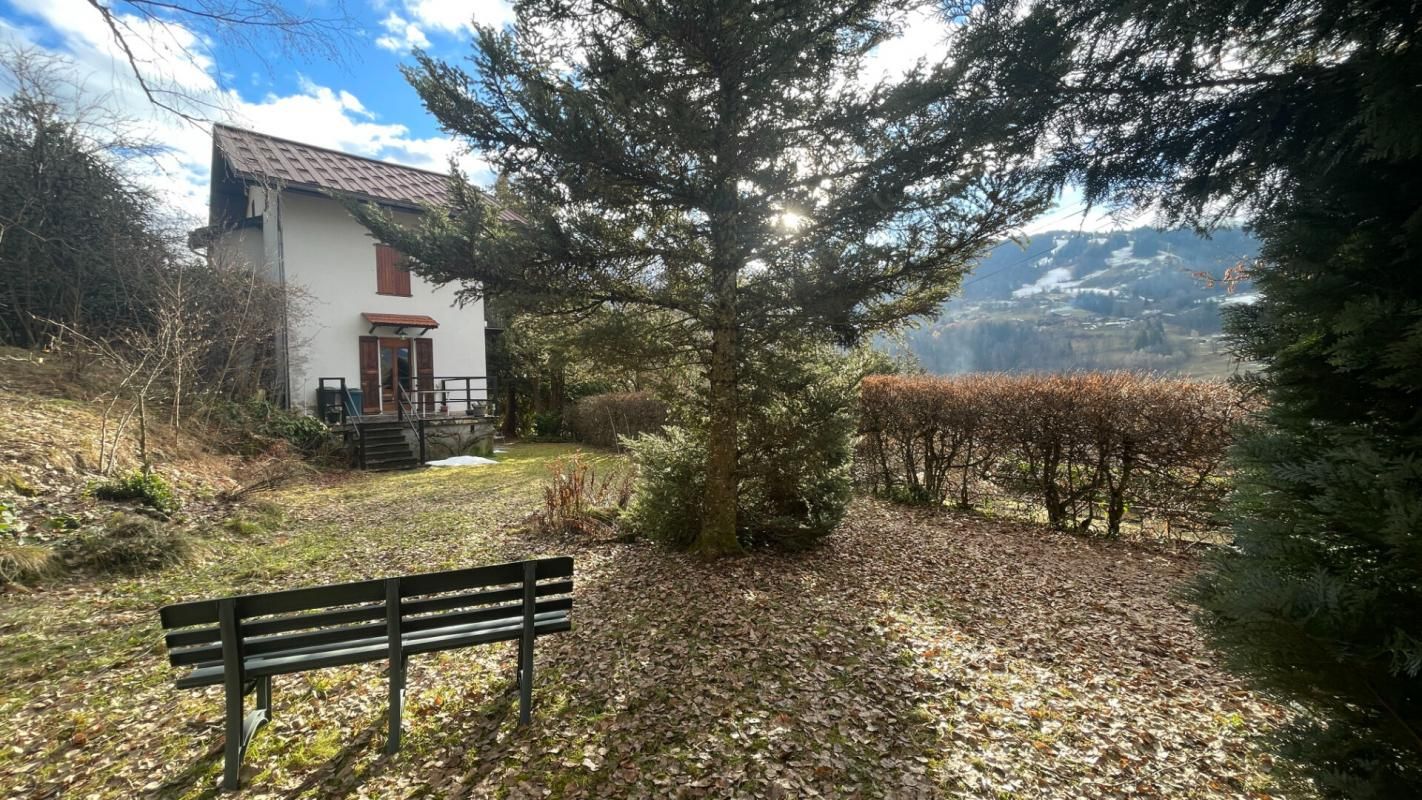 SAINT-GERVAIS-LES-BAINS Maison de caractère à vendre ? Calme & Proximité du centre à Saint-Gervais-les-Bains 2