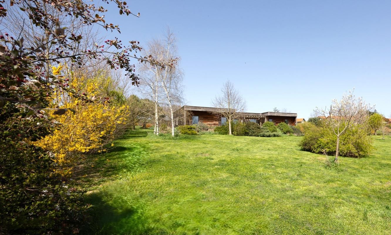 Superbe maison d'architecte sur 2800 m² de terrain