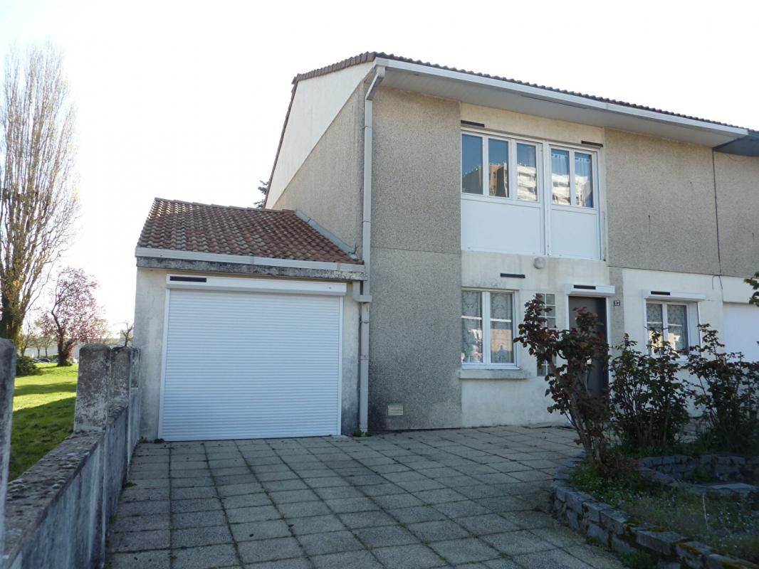 Maison Cholet 6 pièce(s) 110 m2