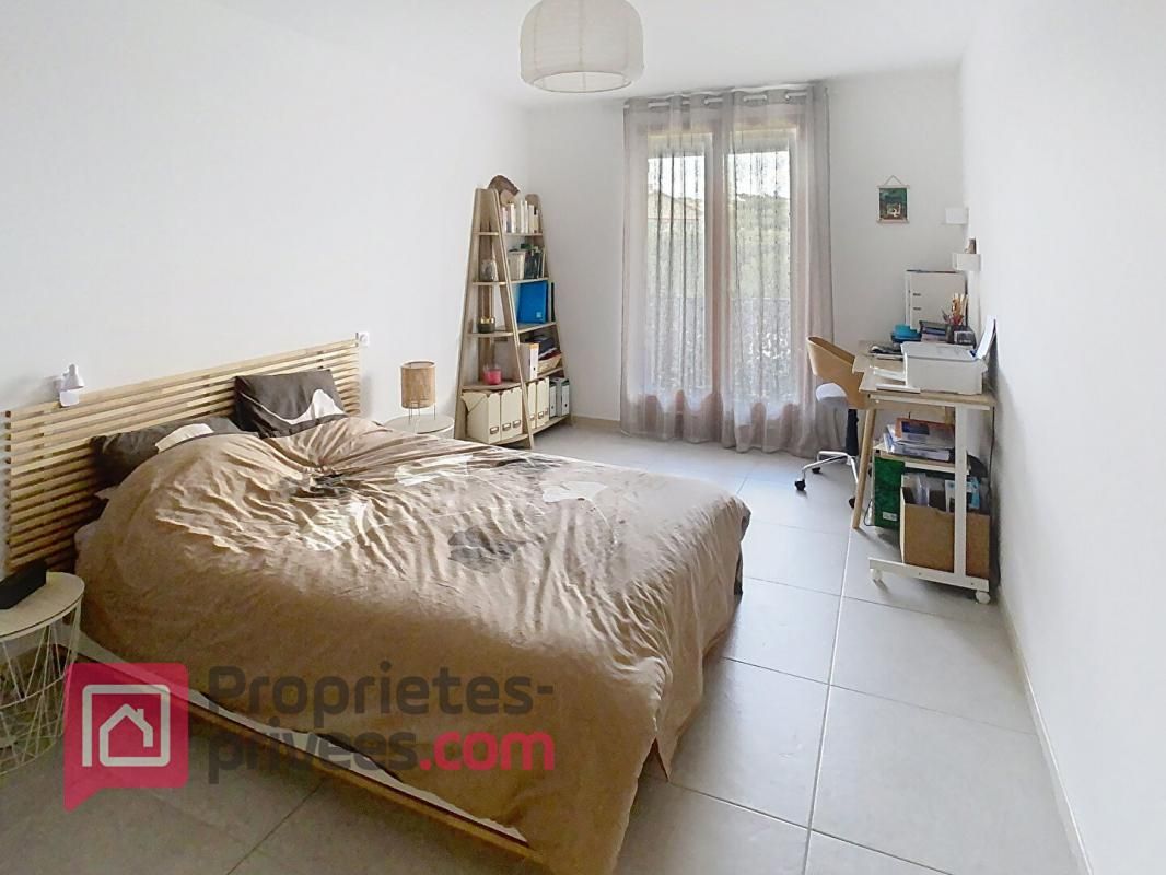 PLAN-D'AUPS-SAINTE-BAUME Appartement Plan D Aups Sainte Baume 2 pièce(s) 60 m2 4