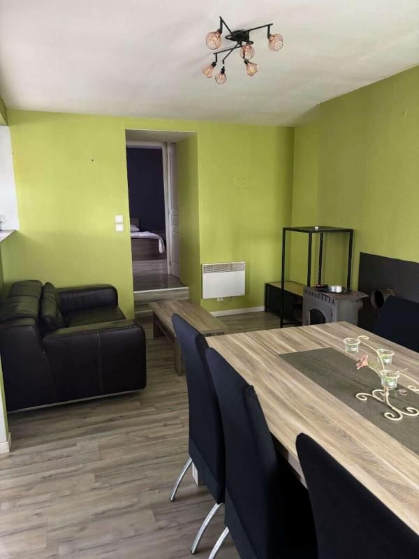 SAINT-MARTIN-DE-JUSSAC Maison Saint Martin De Jussac 6 pièce(s) 120 m2 4