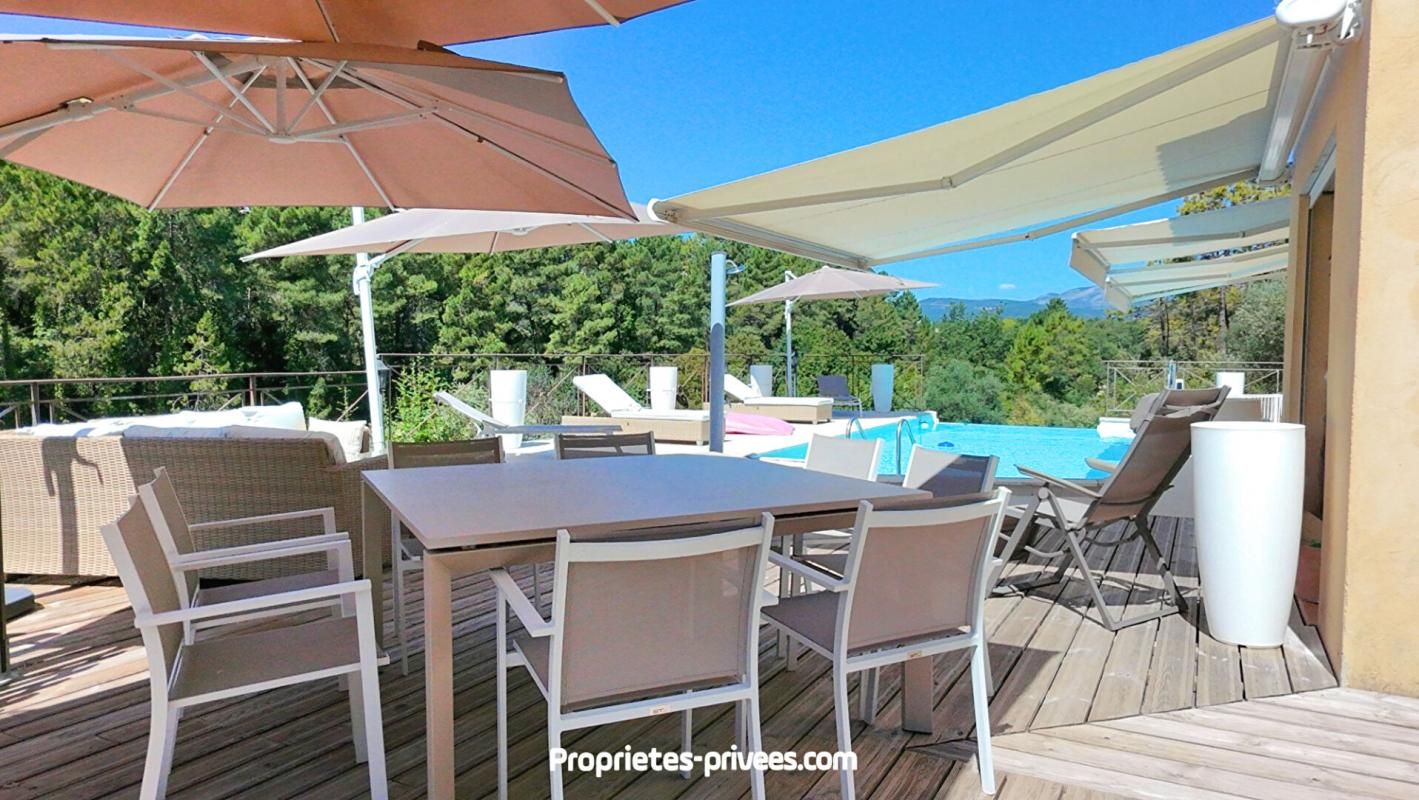 MONTAUROUX Maison Montauroux 5 pièce(s) 140 m2, 3080m2 terrain, Piscine 3