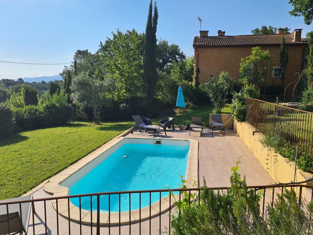 ROUSSILLON Maison principale et sa maison d'amis, chacune avec piscine 3