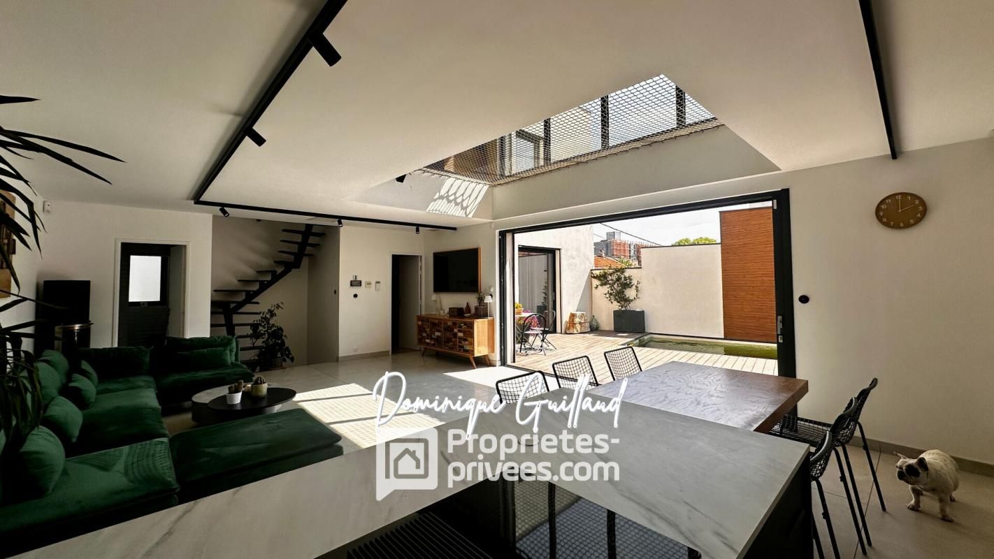 NIMES A vendre- Villa contemporaine à Nîmes-Jean Jaures 2