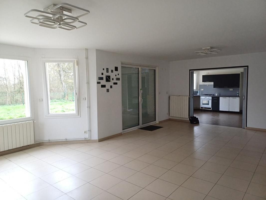 RESSONS-SUR-MATZ MAISON 3