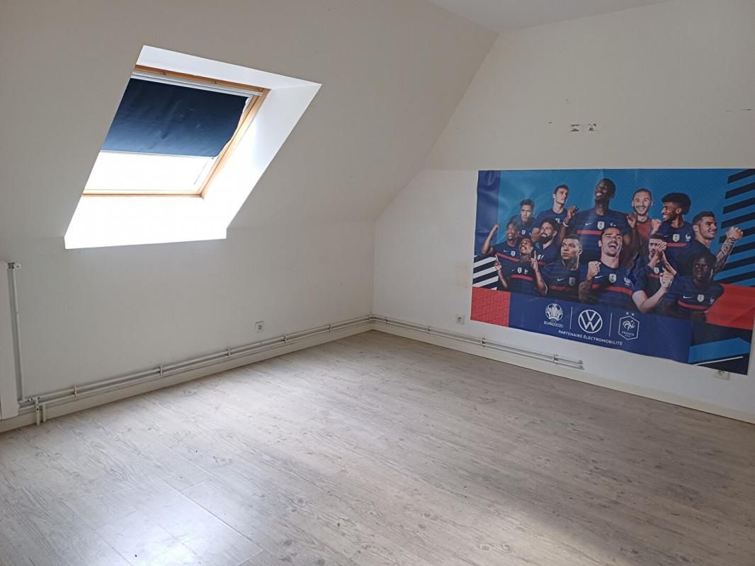 RESSONS-SUR-MATZ MAISON 4