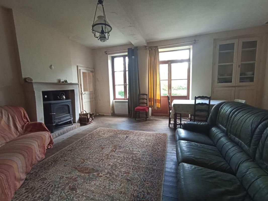 MURS EXCLUSIVITE Maison de caractère avec petite maison attenante A VENDRE, jardin et terrain à MURS (36) à 7 kms de CHATILLON SUR INDRE 2