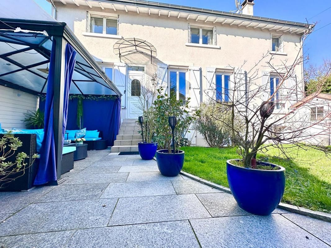 ARGENTEUIL Maison Argenteuil 95100 Val d'Oise 6 pièce(s) 122 m2 habitables 1