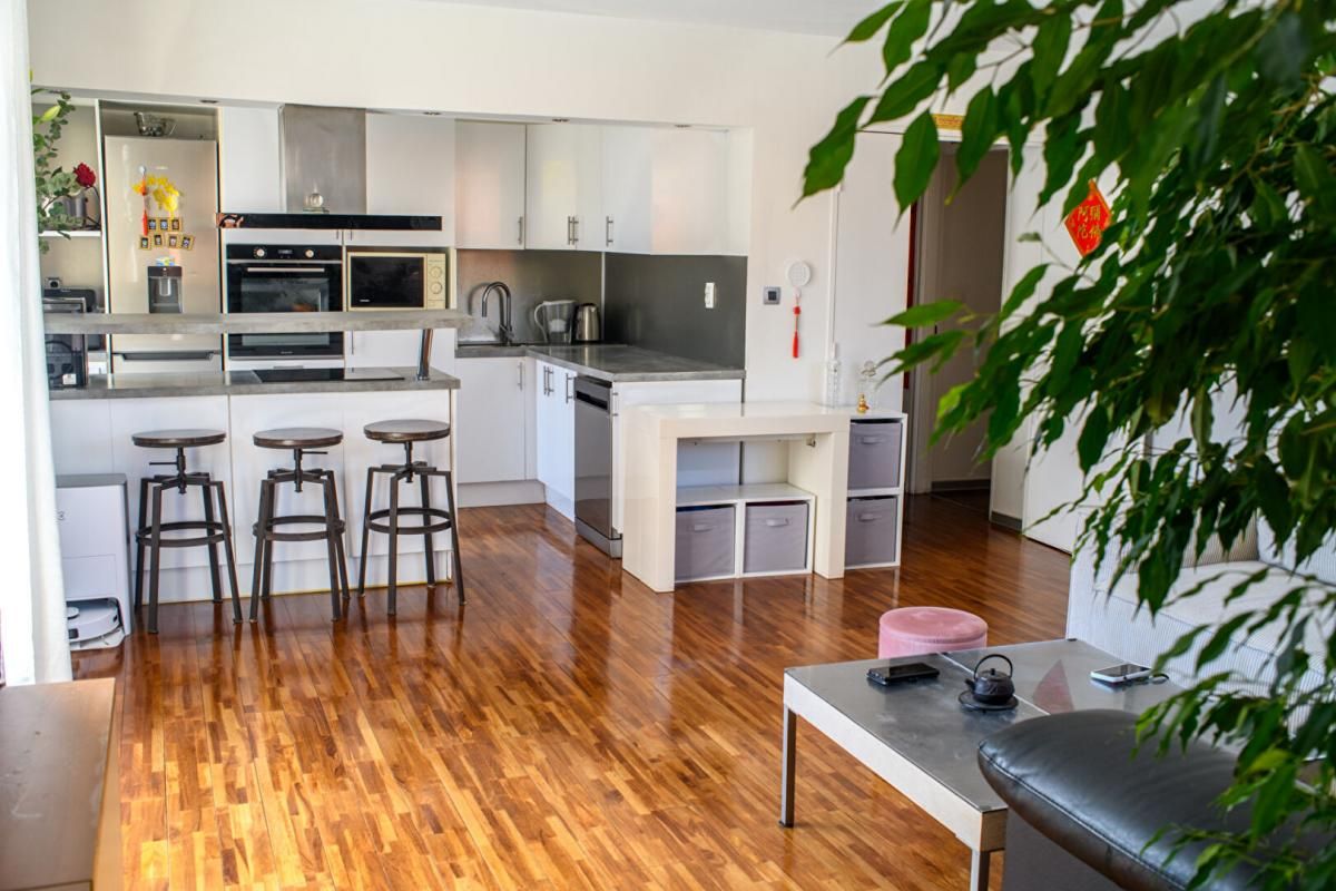À vendre : Appartement lumineux de 80 m² en plein coeur de Hyères