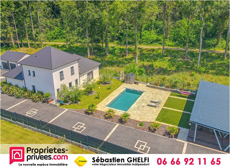 à la porte de BLOIS belle maison contemporaine avec piscine