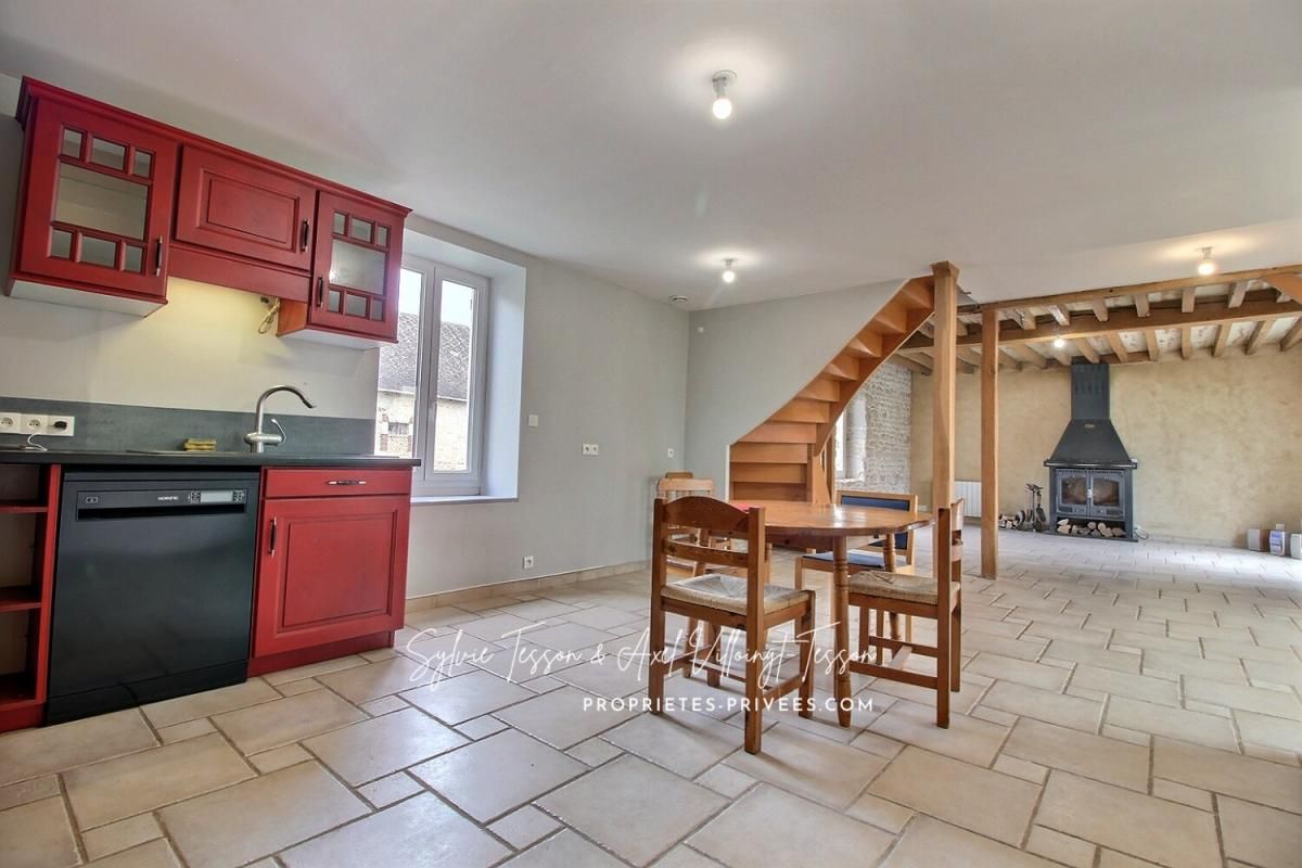 LUMEAU Maison 4 pièce(s) 105 m2 2