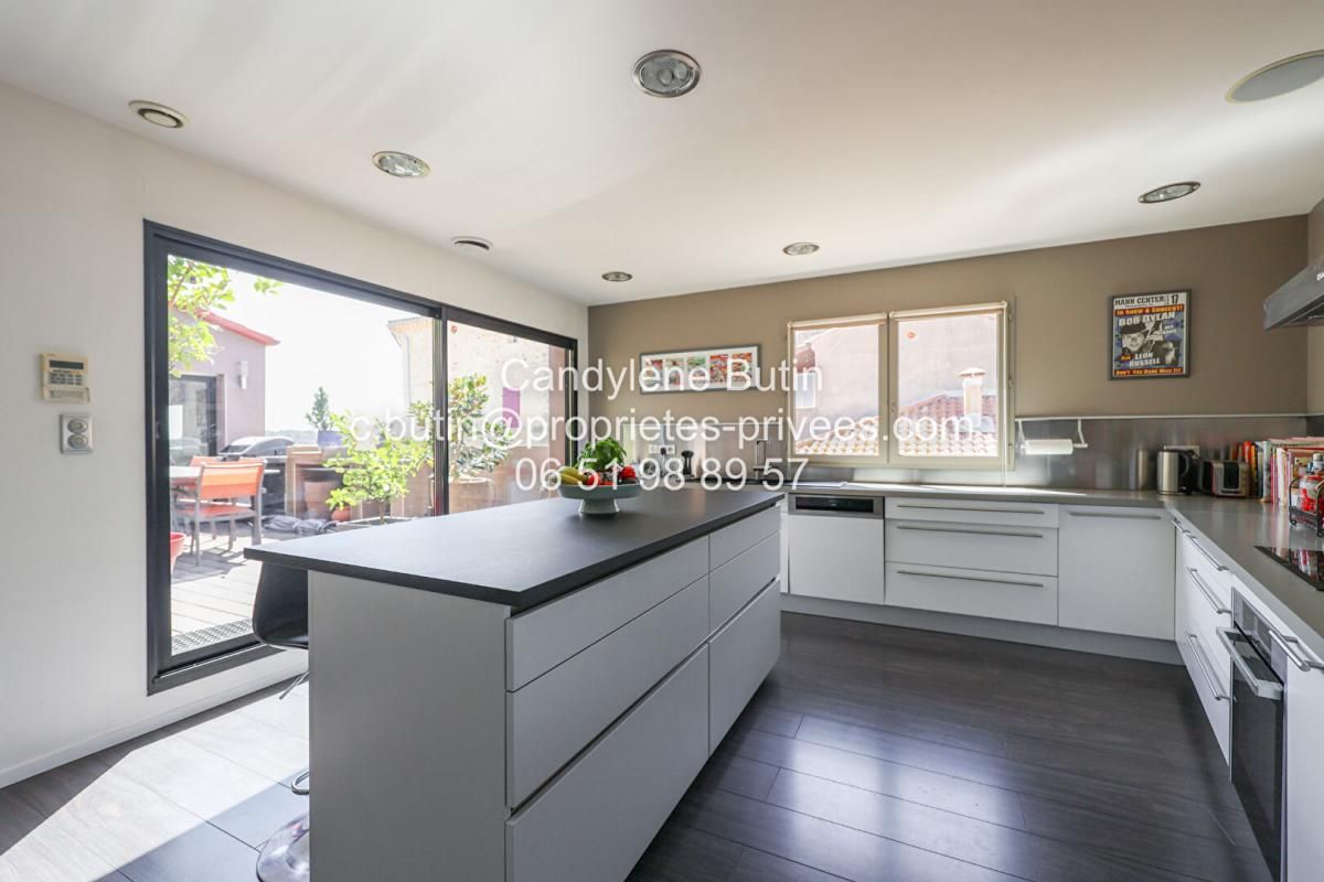magnifique maison atypique 255m² avec extérieur et garage 50m²