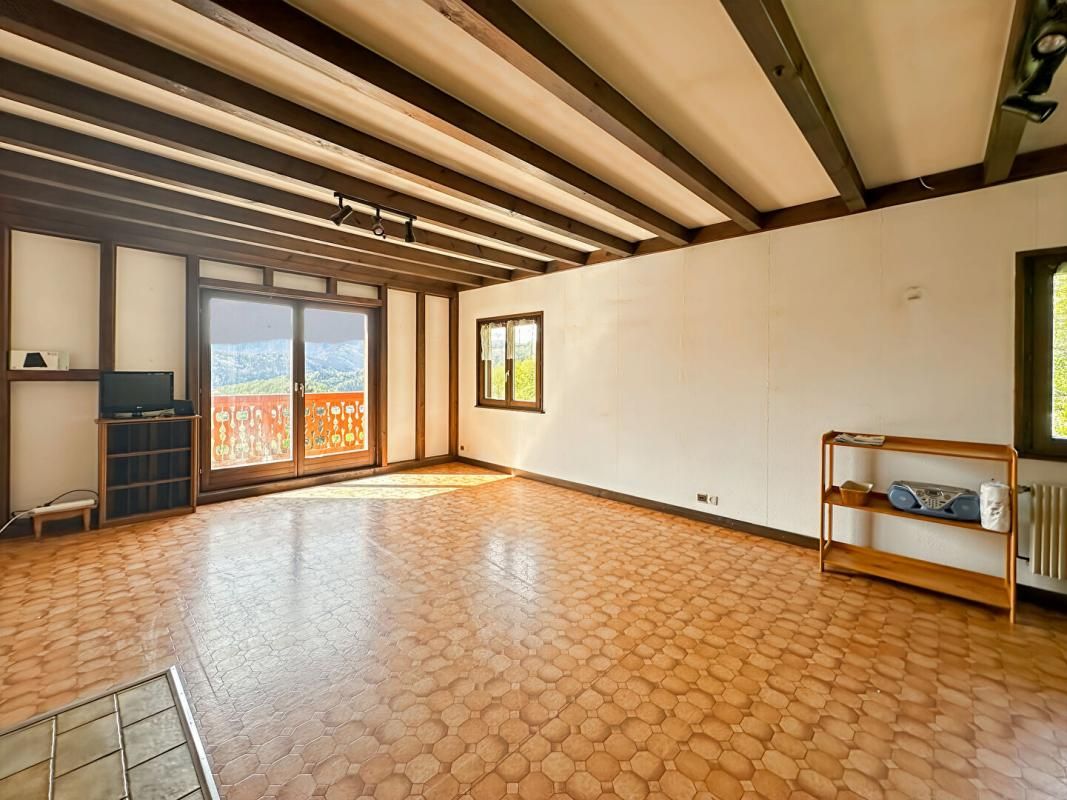 ODEREN Chalet de montagne avec vue exceptionnelle, 120 m2, Oderen 68830, terrain 10 ares 4