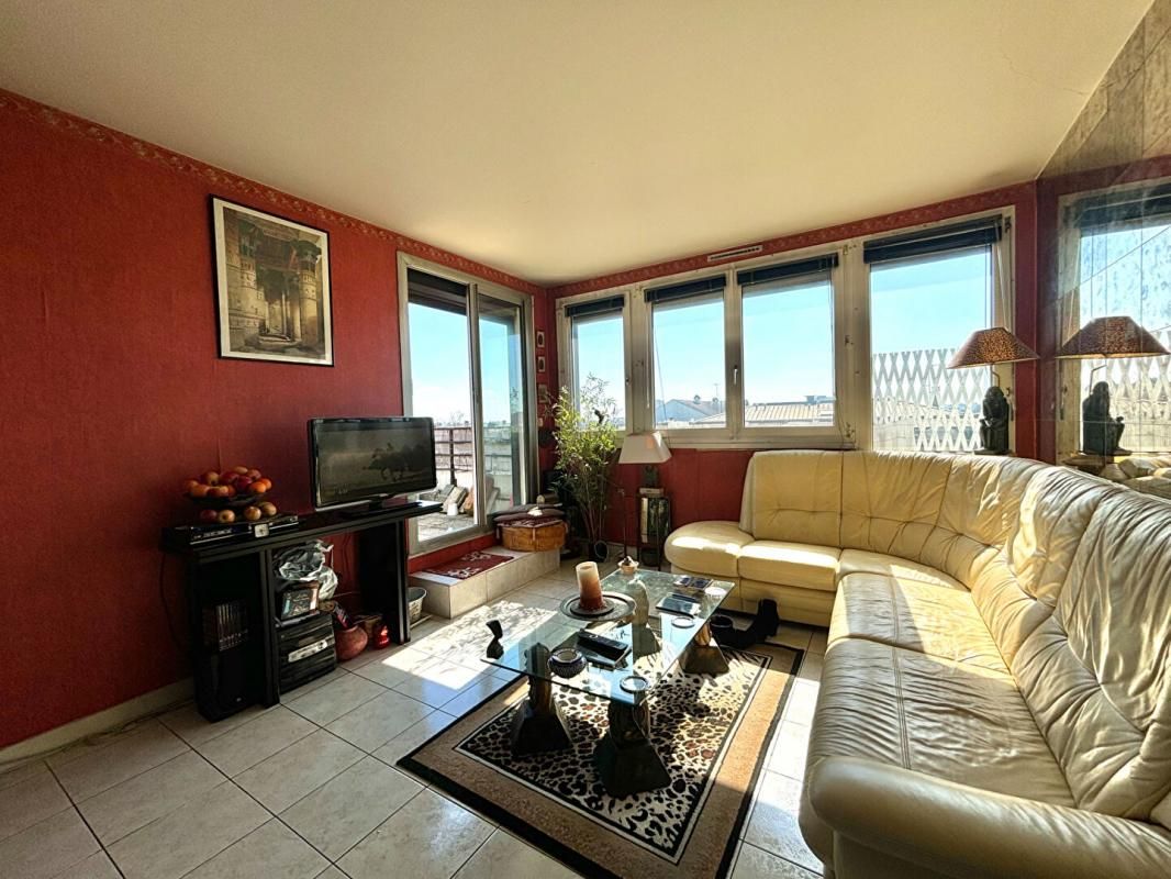 MAISONS-ALFORT Appartement Maisons Alfort 2 pièces centre ville 4