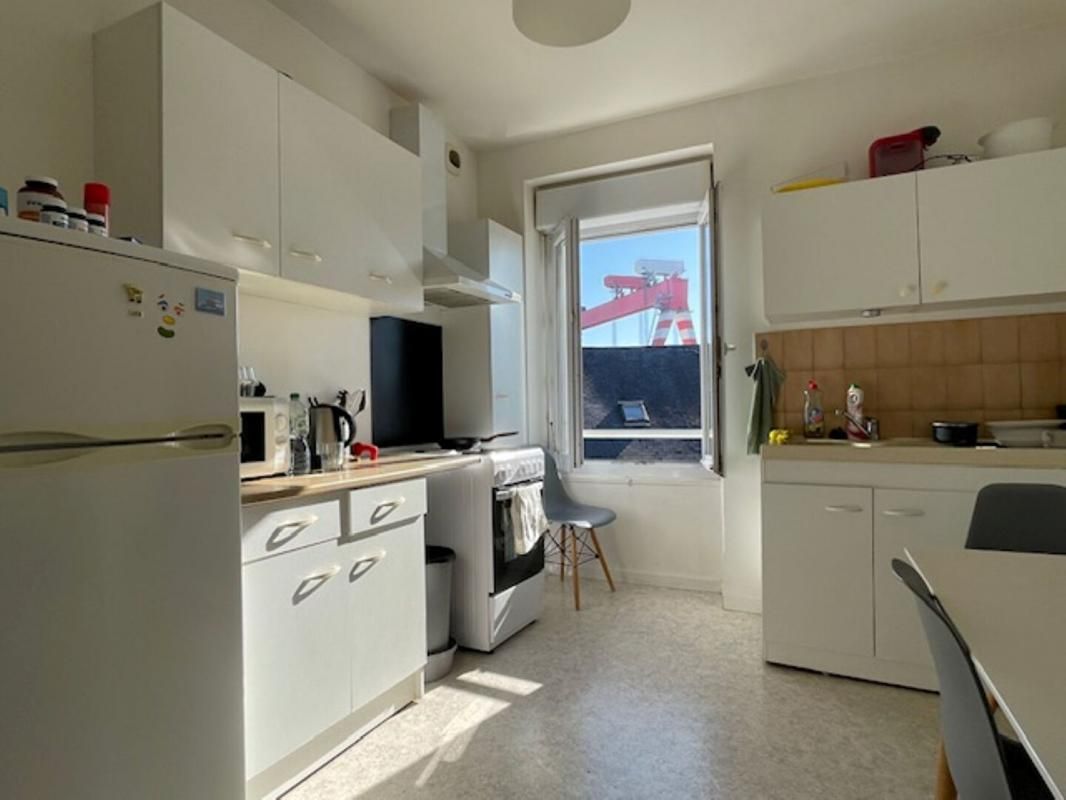 SAINT-NAZAIRE Immeuble de rapport - 3 T2 et 3 T3 - 270 m2 habitable - 2