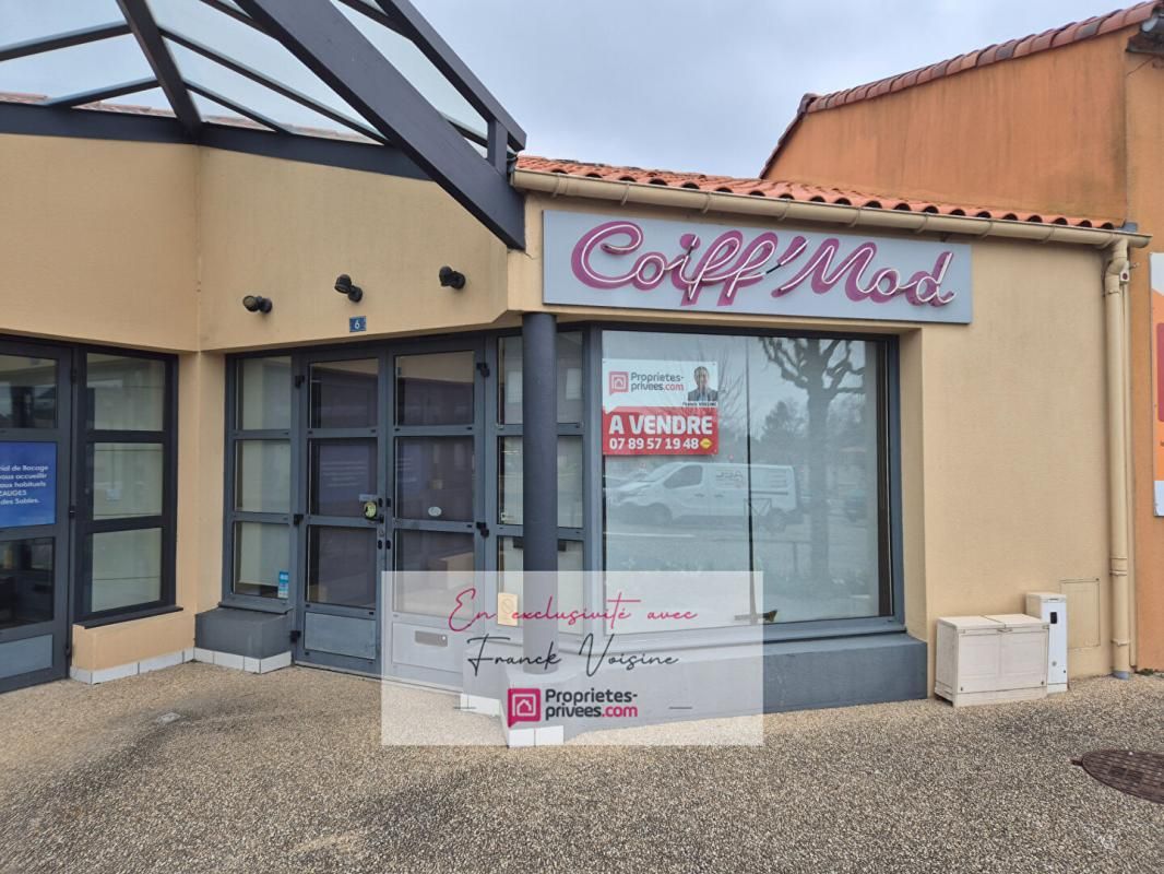 A VENDRE en EXCLUSIVITE à Saint Michel Mont Mercure - Sèvremont , Local commercial de 60 m2 env - Libre de locataire