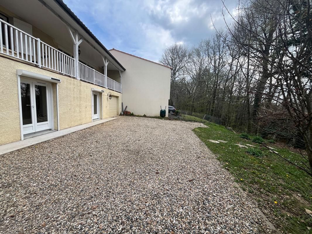 Maison Boulazac Isle Manoire 5 pièces134 m2