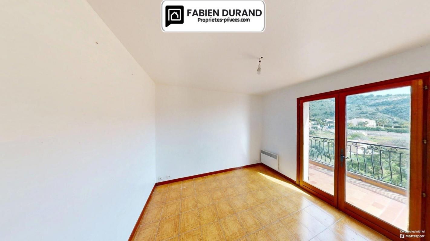 EZE Appartement T4+ Studio : Vue mer à Èze 4