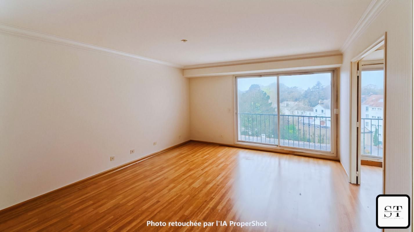 Appartement 4 pièces - 88 m² - 8 rue Linné, Quartier Canclaux-Mellinet