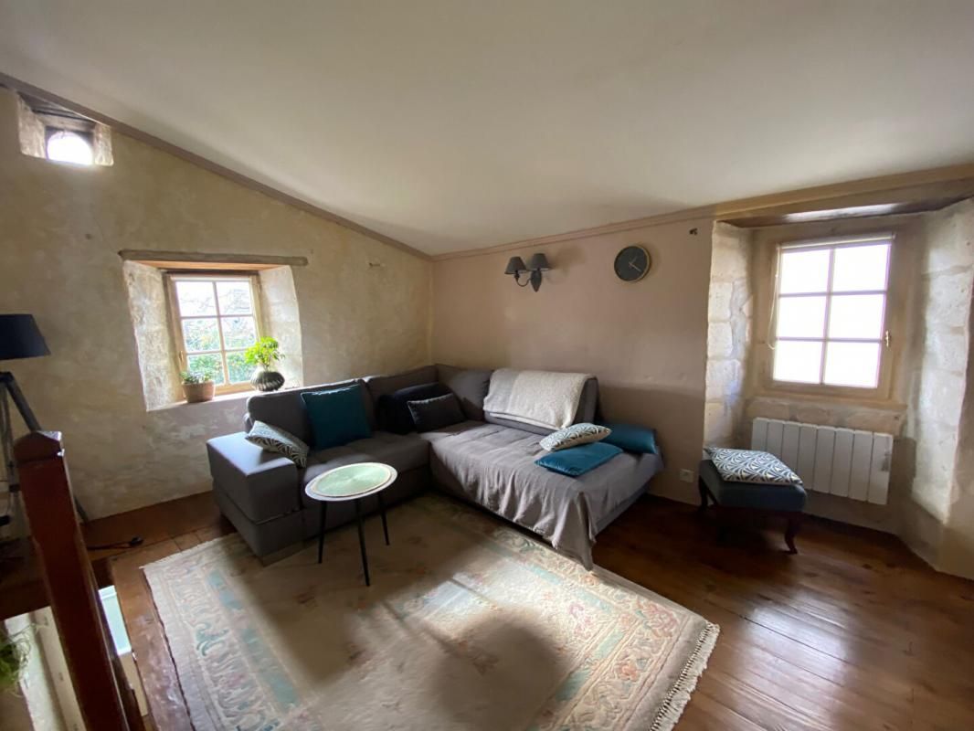 MORNAC-SUR-SEUDRE EXCLUSIVITÉ Maison  dans le centre ville de Mornac Sur Seudre 55 m2 2