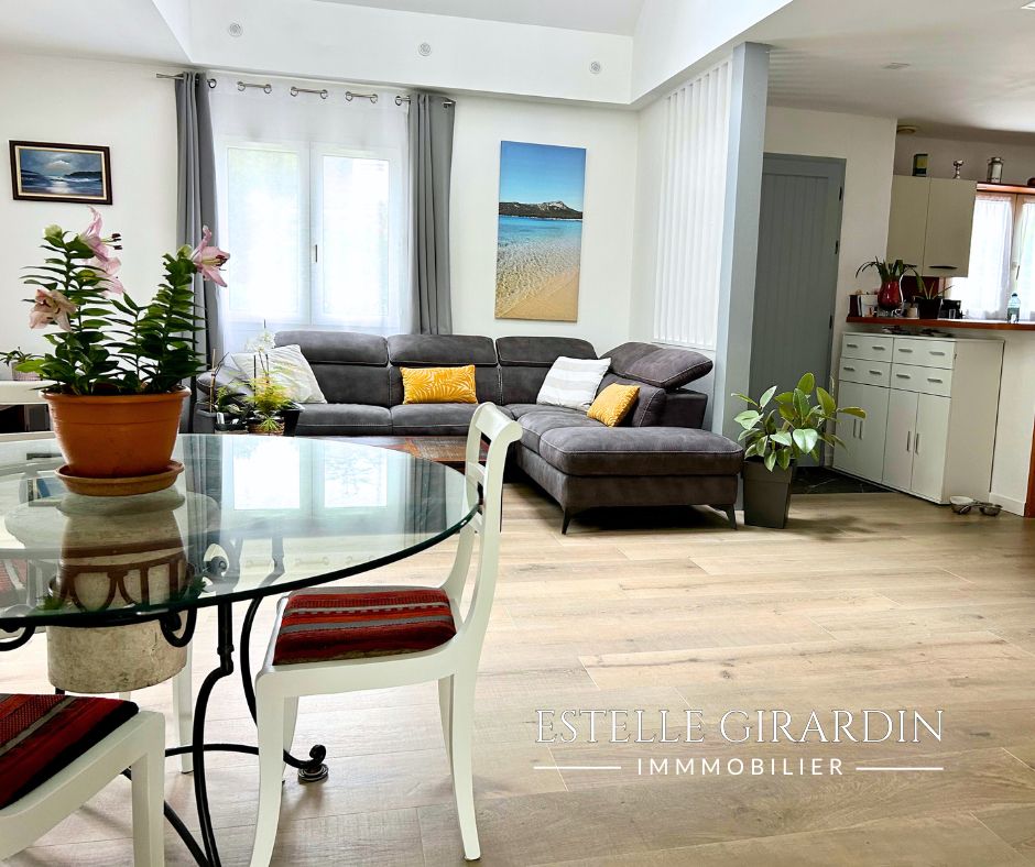 CARQUEFOU Maison familiale rénovée avec soin - Quartier du Housseau, Carquefou 2