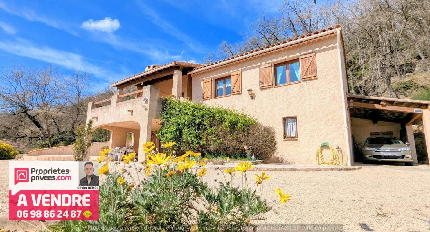 VILLA AVEC PISCINE ET VUE PANORAMIQUE