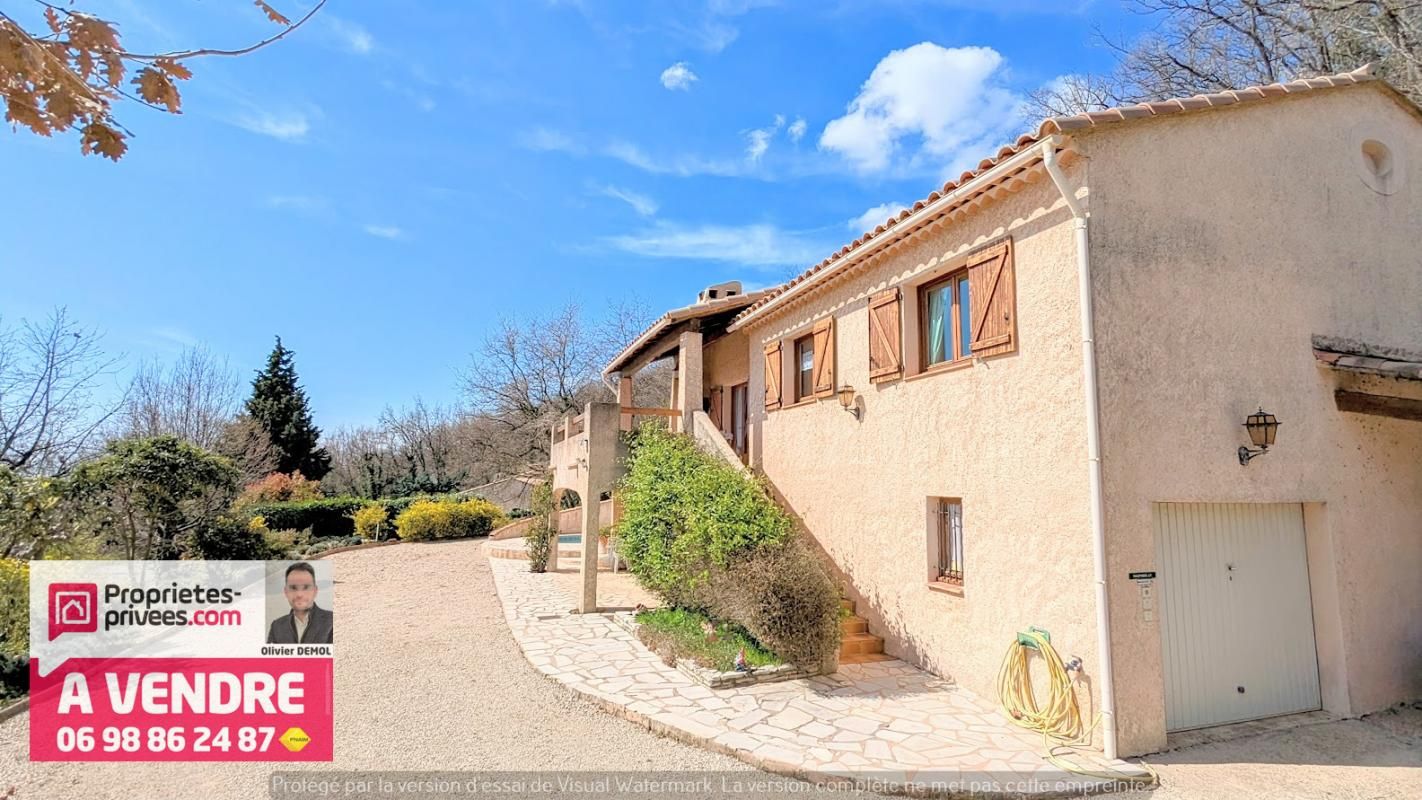 MONTAUROUX VILLA AVEC PISCINE ET VUE PANORAMIQUE 3