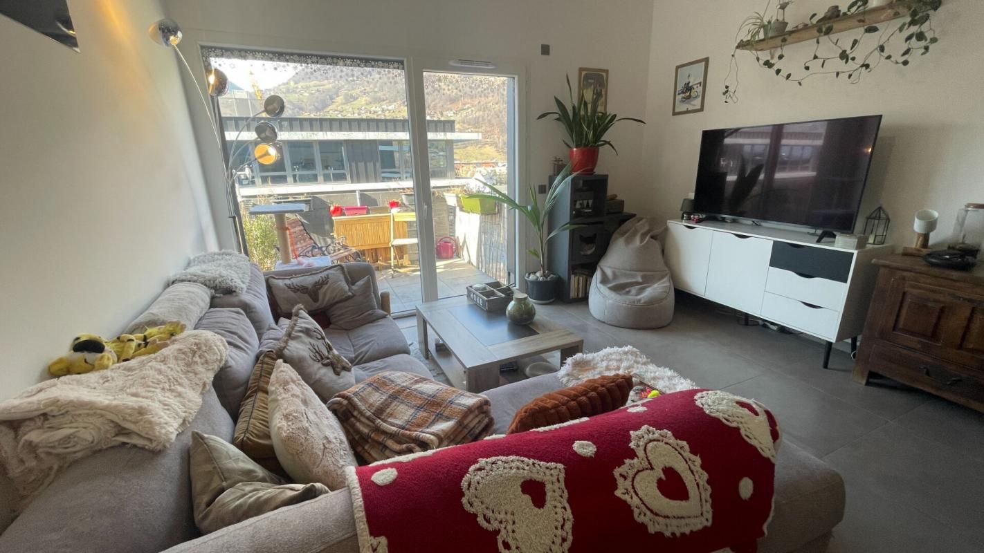 2 PIÈCES 46 M² À SALLANCHES, APPARTEMENT NEUF DERNIER ÉTAGE PROCHE DE TOUTES COMMODITÉS