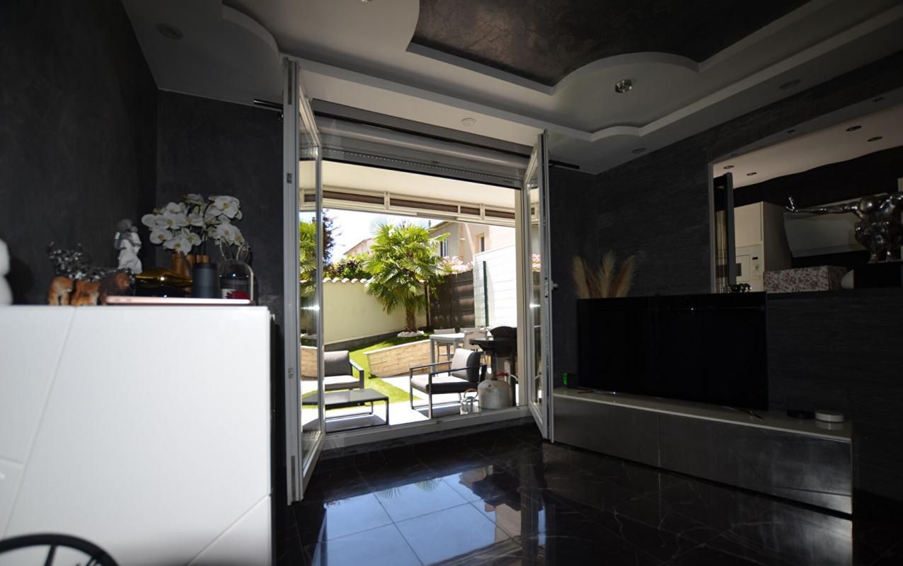 SAINT-FONS Appartement avec jardin Saint Fons 3 pièce(s) 67 m2 4