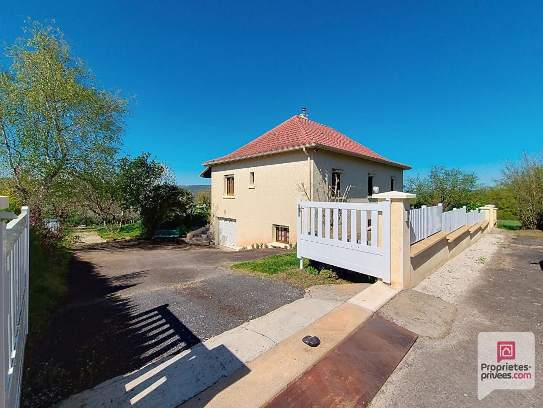 LARCHE Maison Larche 5 pièces et vue totalement dégagée 2