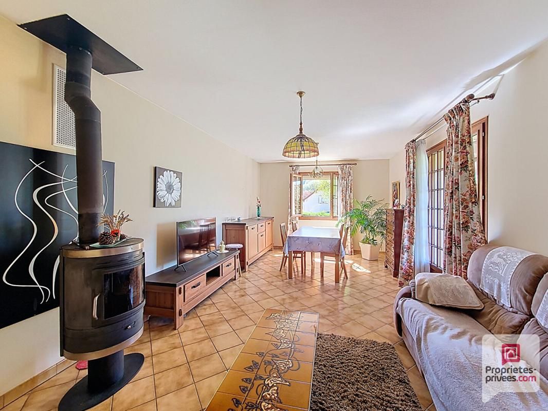 LARCHE Maison Larche 5 pièces et vue totalement dégagée 4