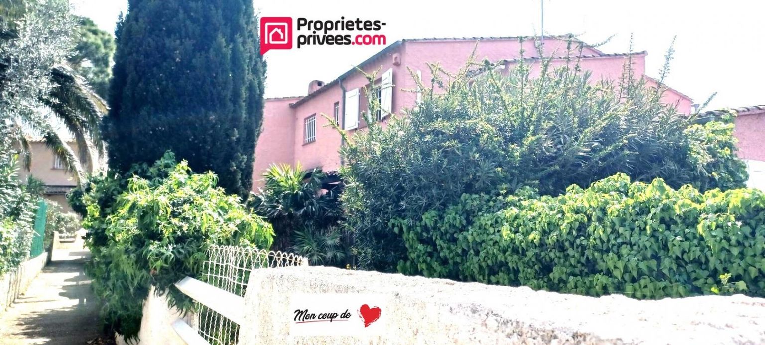 Maison mitoyenne 2 pièces avec jardinet à 1 km de la Plage des LÔNES