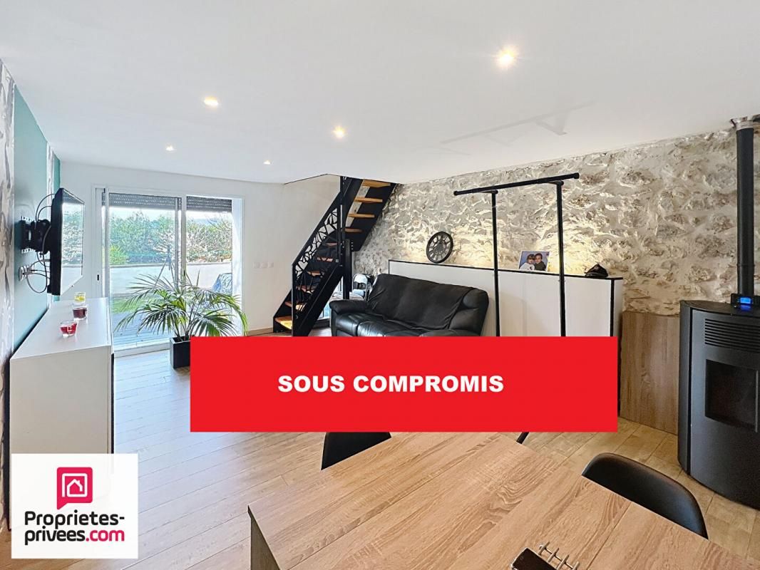 Rians Maison T 3/4 avec parking clos et deux terrasses
