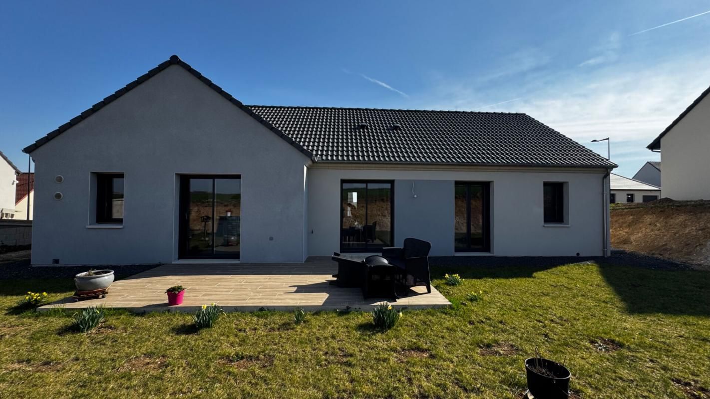 SAINT-LEGER-LES-DOMART pavillon individuel à Saint Leger Les Domart 4 pièce(s) 98 m2 EXCLUSIVITÉ 1