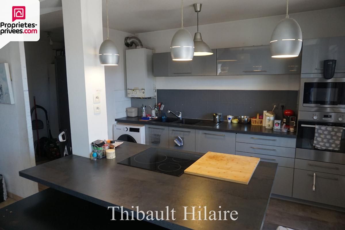 MARSEILLE-10E-ARRONDISSEMENT Appartement Marseille 3 pièce(s) 69 m2 2