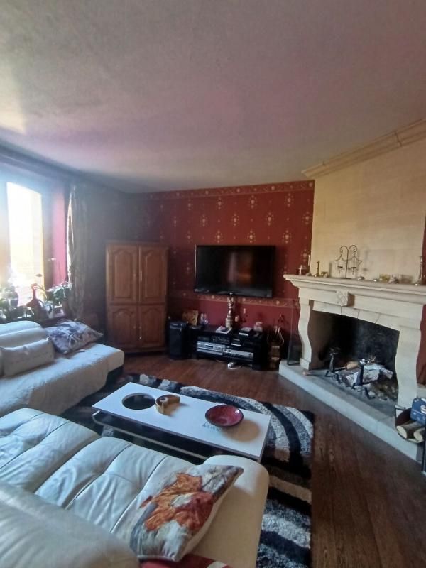 TRONVILLE-EN-BARROIS Maison Tronville En Barrois 8 pièce(s) 163 m2 4