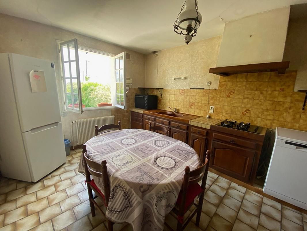 ROUFFIAC EXCLUSIVITE Maison de 5 pièces sur sous sol complet aménageable 4