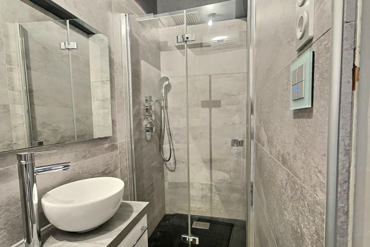 MARSEILLE-1ER-ARRONDISSEMENT très bel appartement Marseille 5 pièce(s) 135 m2 (158m² habitables) 4