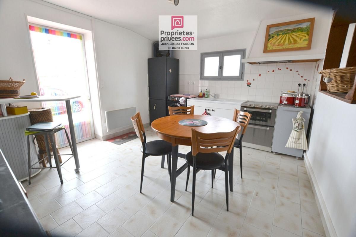 LA BRETONNIERE-LA-CLAYE Maison La Bretonniere La Claye 6 pièce(s) 129 m2 3