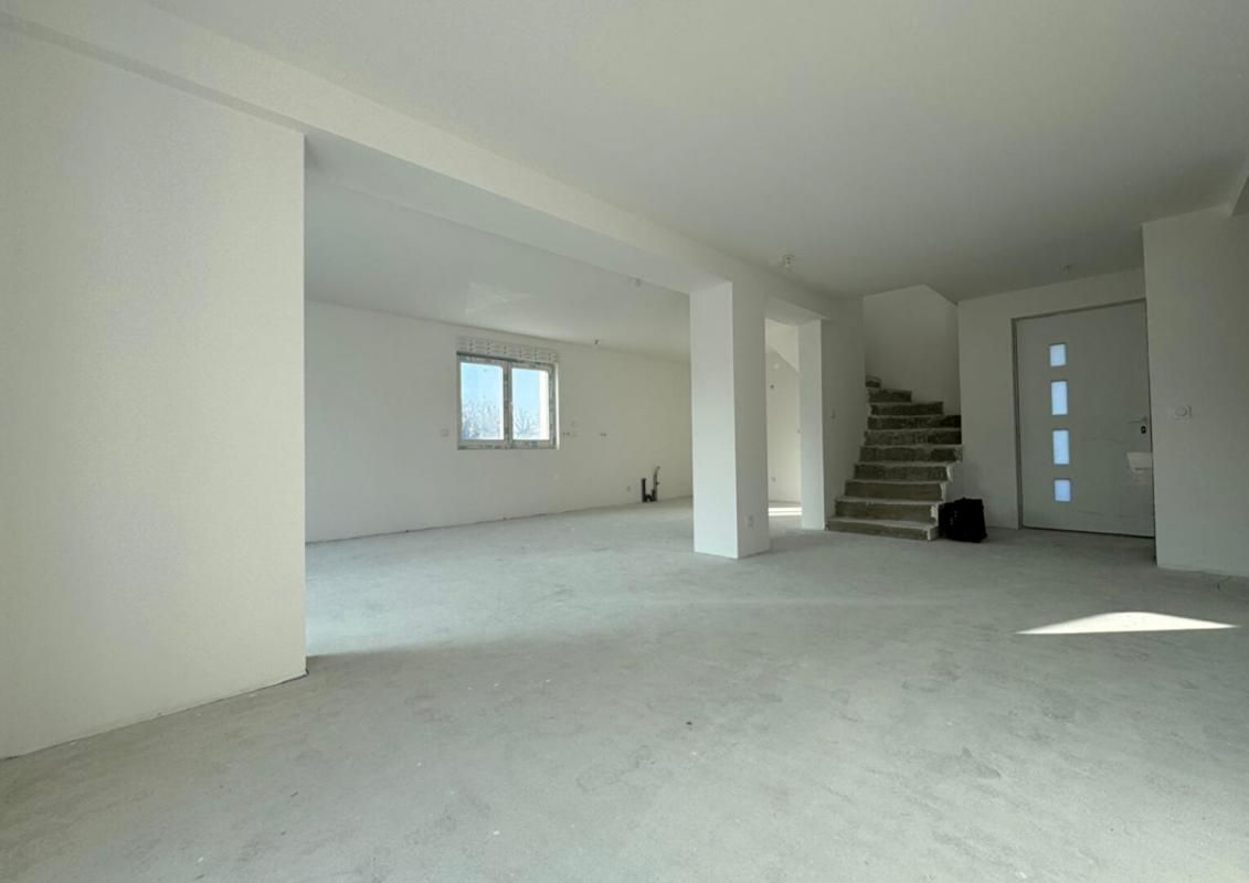 PERRIGNIER PERRIGNIER Maison T4 125 m² (74550) 2