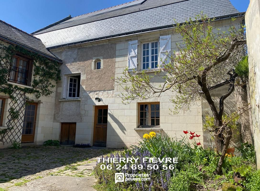 VARENNES-SUR-LOIRE Varennes Sur Loire 49730 - Centre du village : ensemble de 2 maisons 2