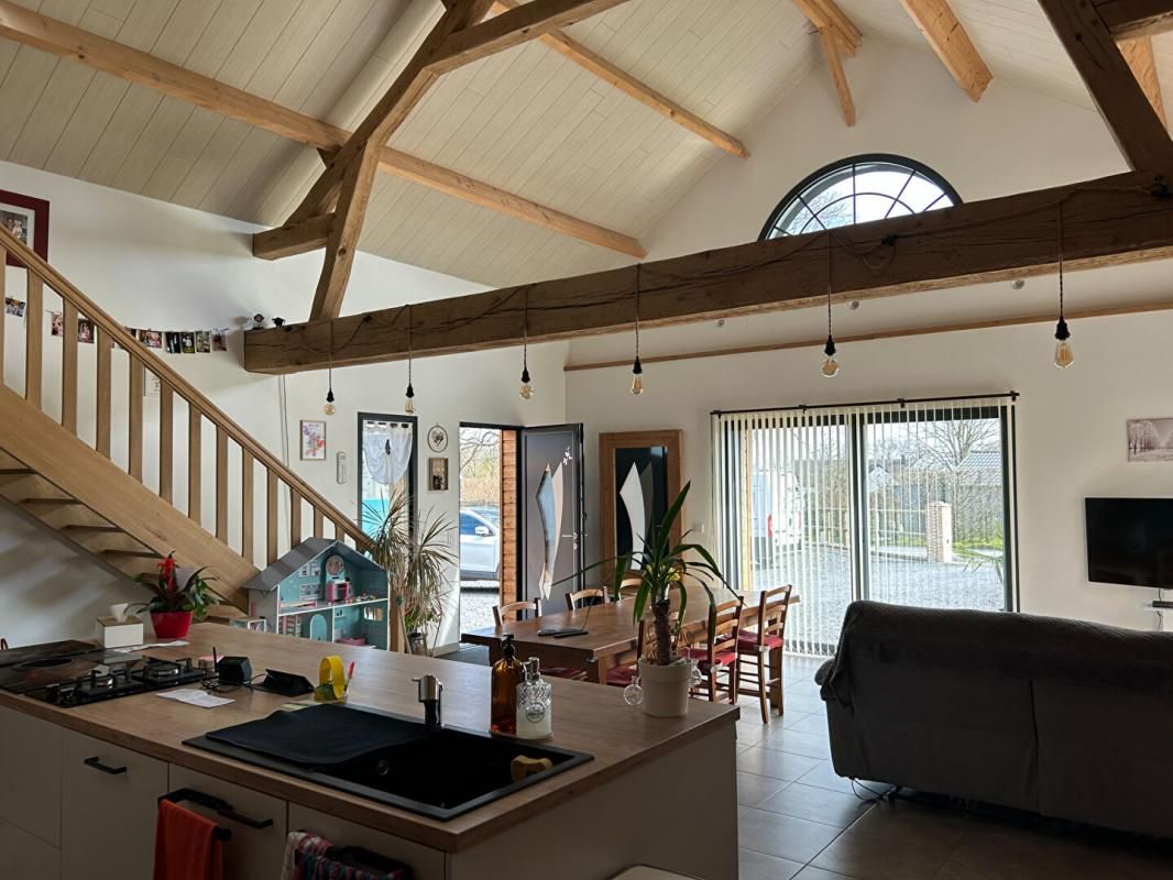 LISIEUX 14100 Maison récente 106 m²  avec garage  299 200 Euros 4