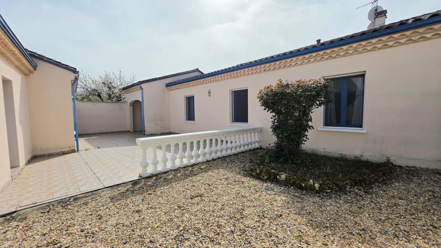 SAINT-ASTIER Maison Saint Astier 4 pièces 125 m2 4