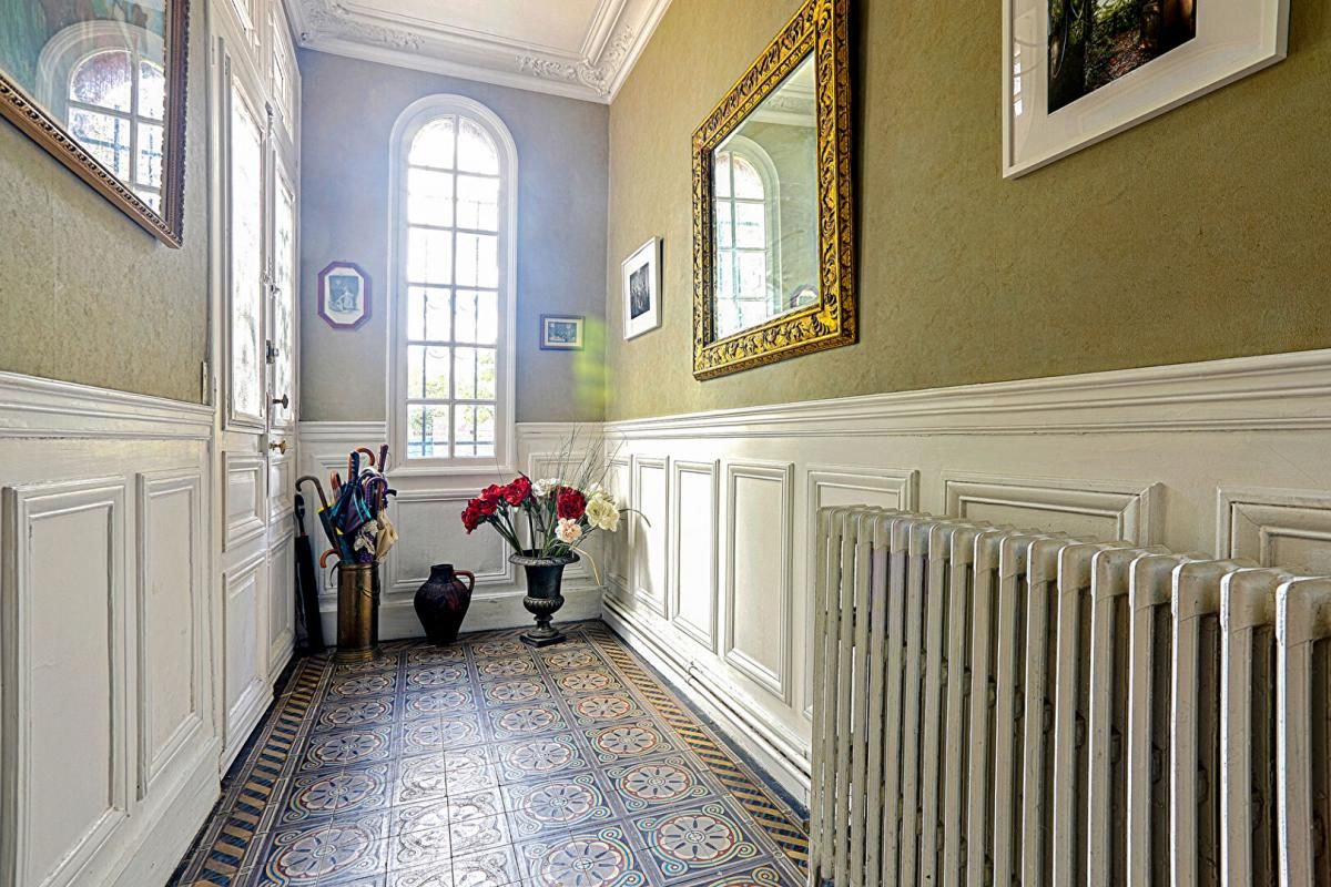 SAINT-ETIENNE-DU-ROUVRAY Maison de maître 13 pièces, 7 chambres, 291 m², terrain 3295 m² 3